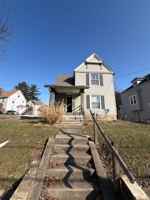 featured image of 493 Gage St