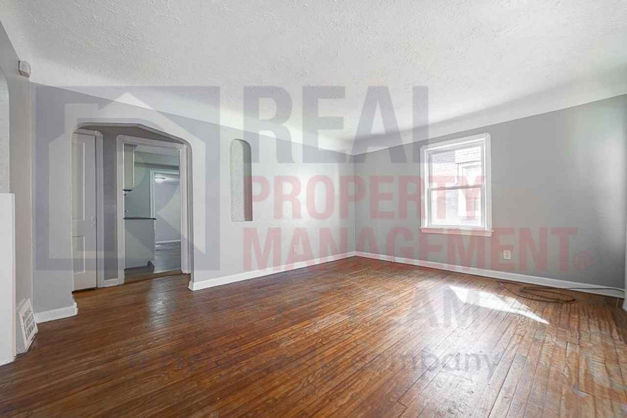 608 E 120th St - Photo 5 of 18