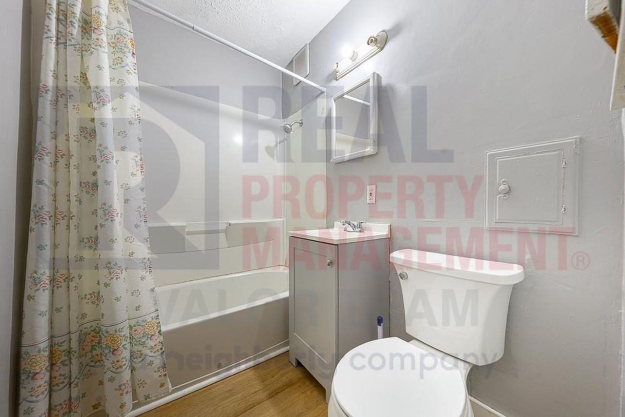 608 E 120th St - Photo 7 of 18