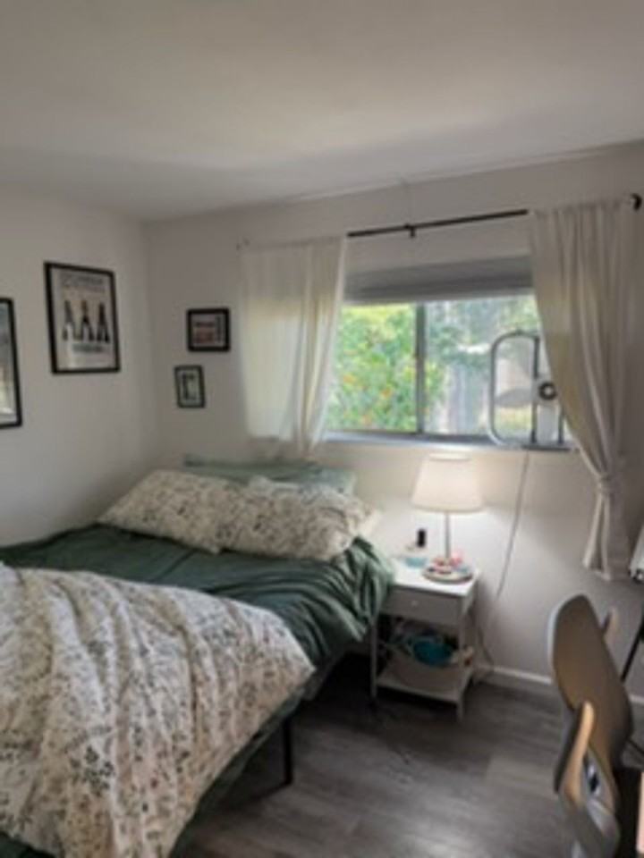 347 Jeffrey Dr - Photo 4 of 9