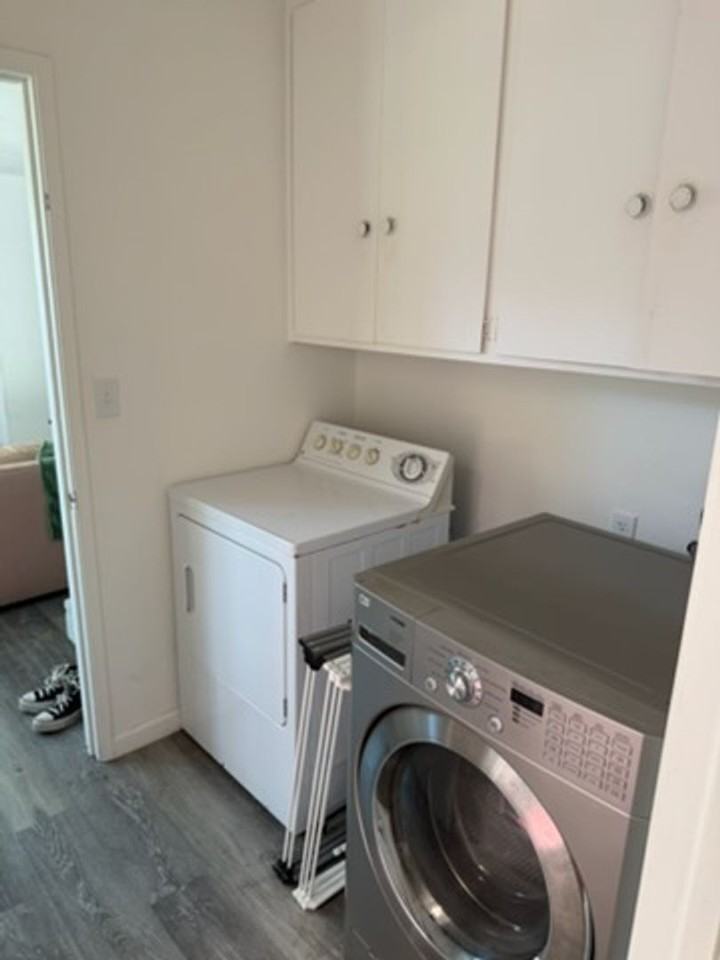 347 Jeffrey Dr - Photo 6 of 9