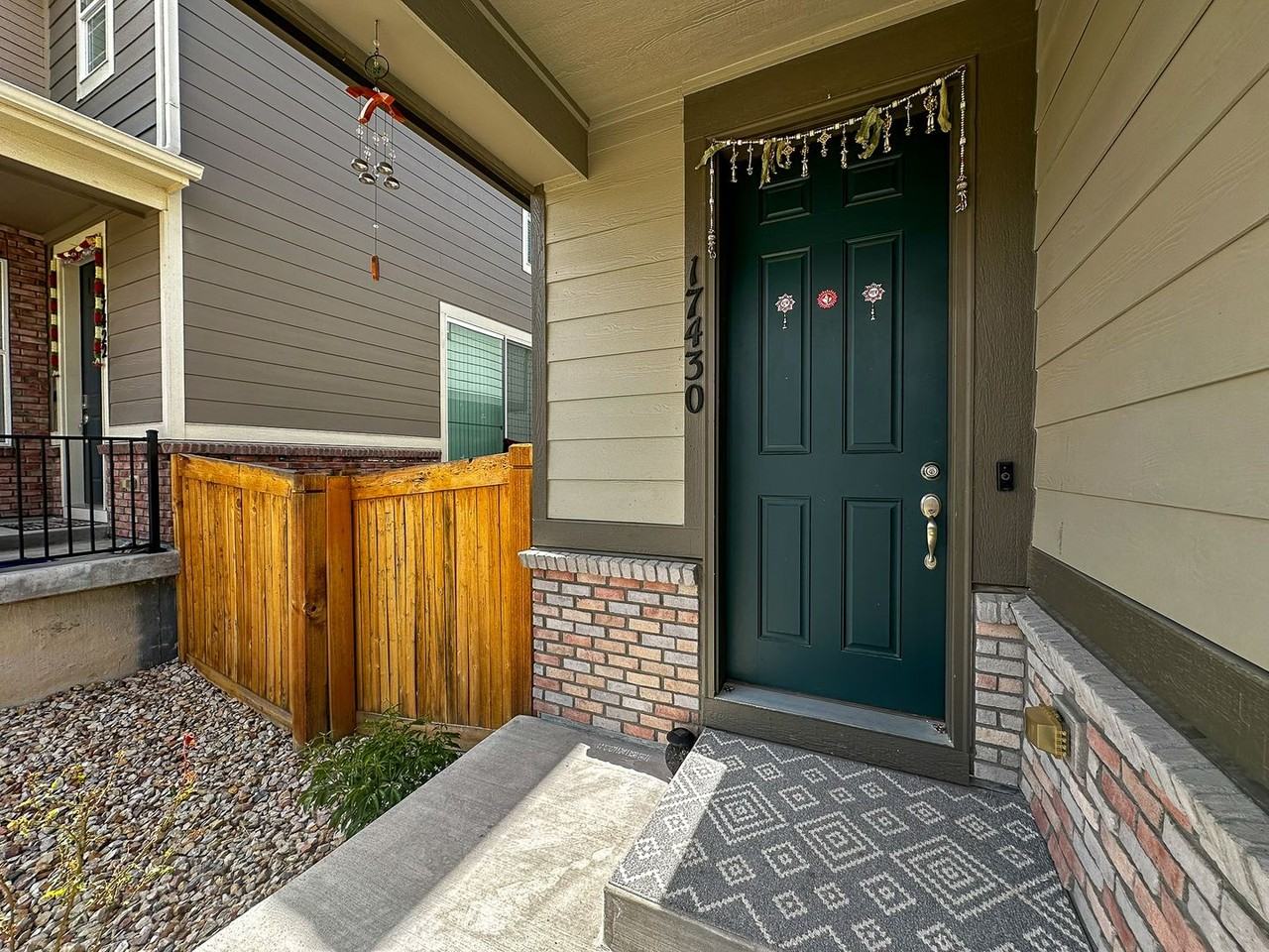 17430 Pacific Peak Cir - Photo 2 of 27