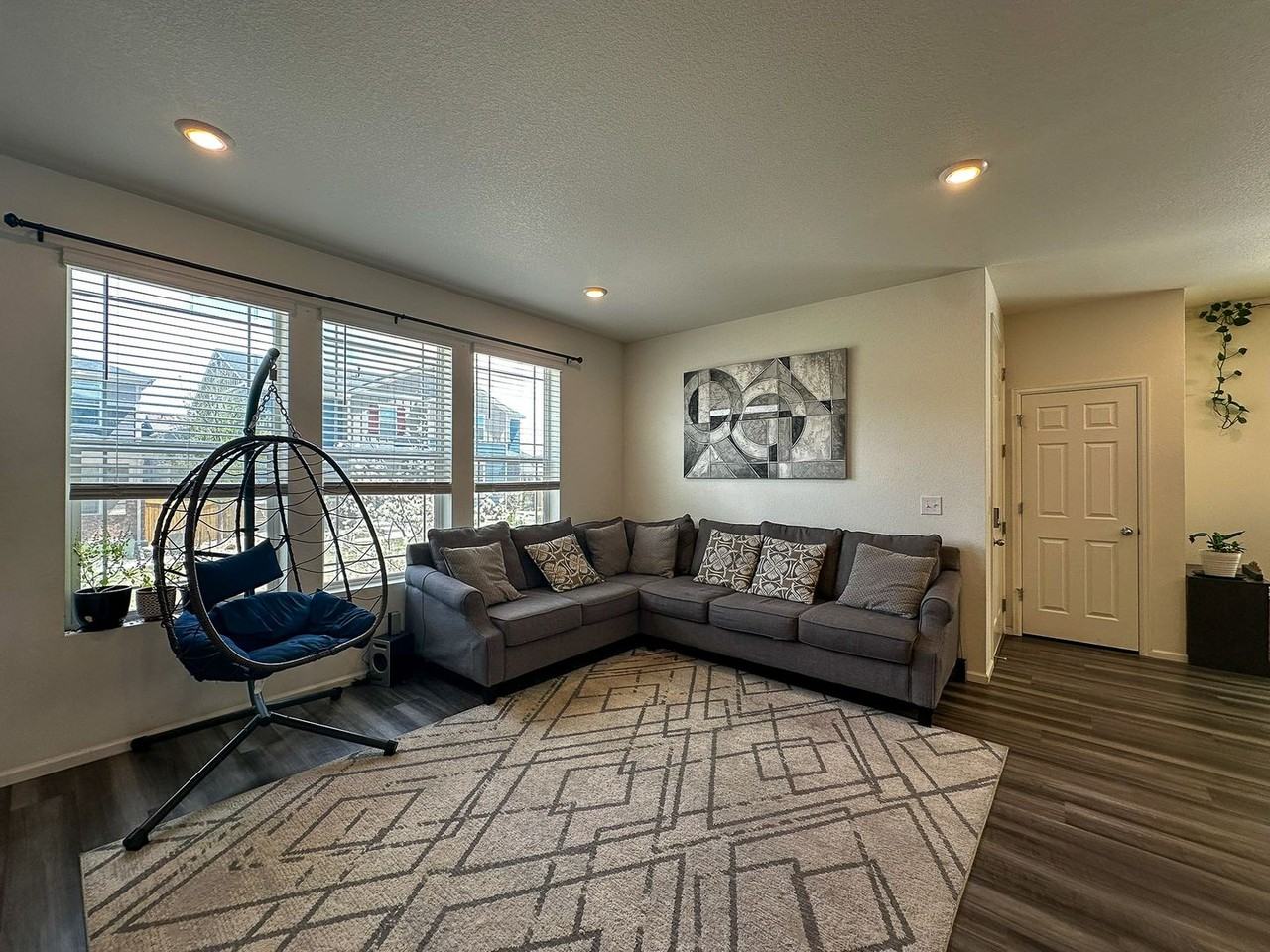 17430 Pacific Peak Cir - Photo 5 of 27