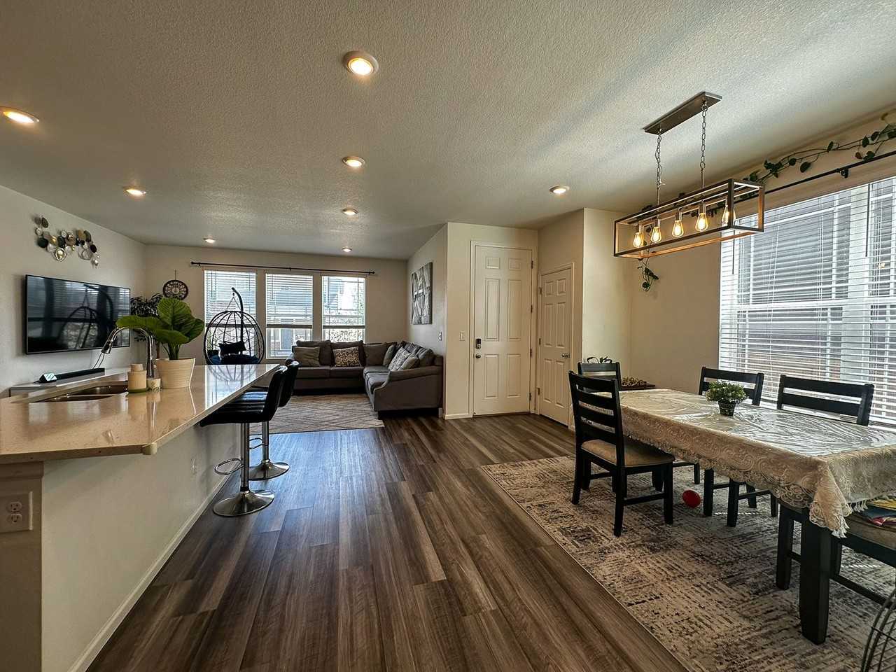 17430 Pacific Peak Cir - Photo 7 of 27