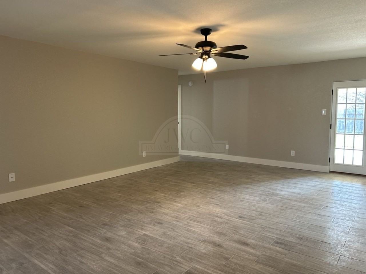 316 Timber Ridge Dr - Photo 7 of 37