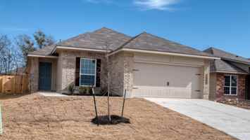 featured image of 517 Fallbrook Dr