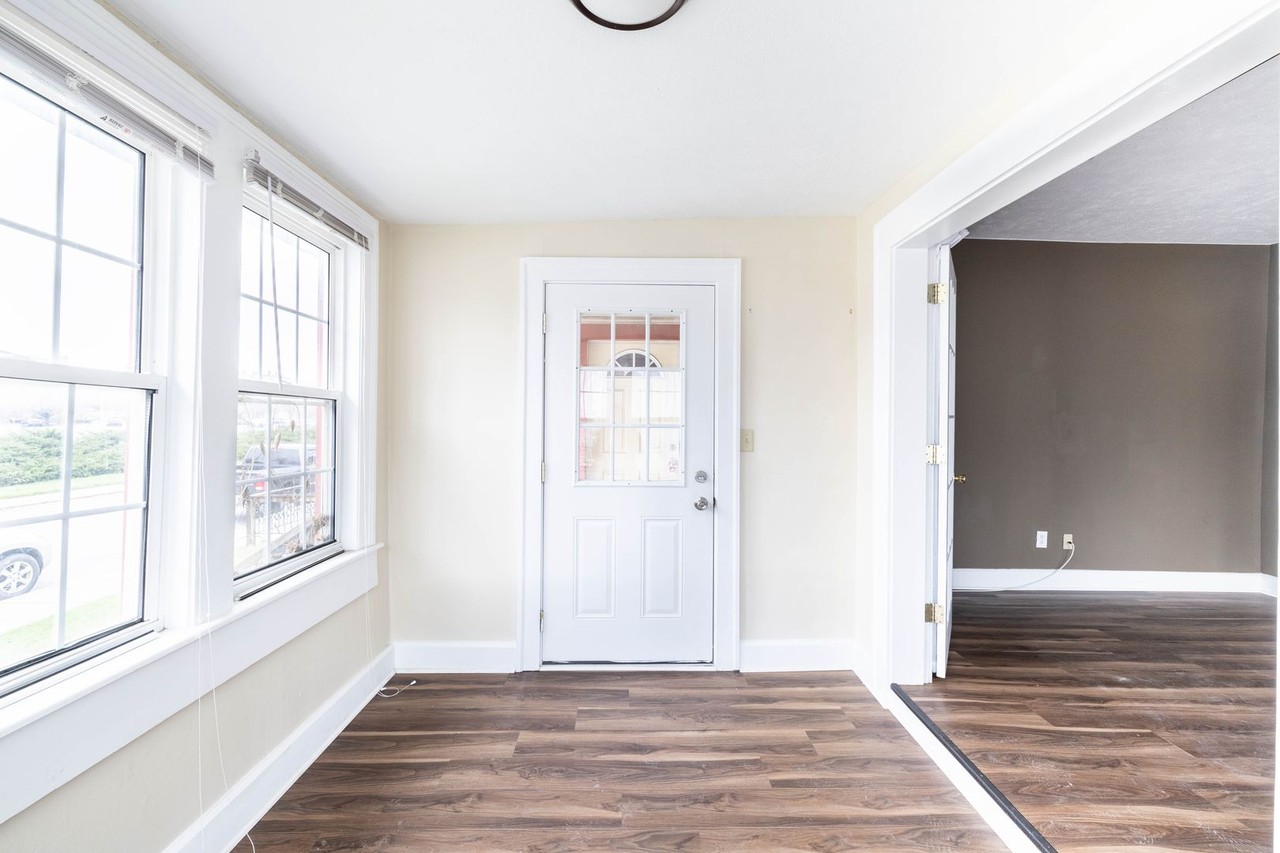 2901 N Talbott St - Photo 4 of 24