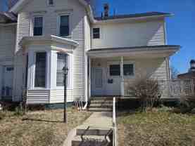 901 E Washington St - Photo 1 of 1