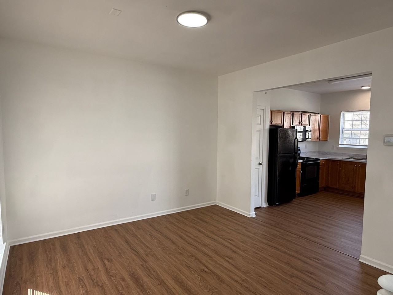 1318 Nadies Ct - Photo 2 of 16