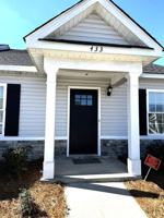 featured image of 433 Andover Dr