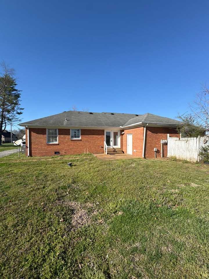 128 Cherokee Dock Rd - Photo 5 of 19