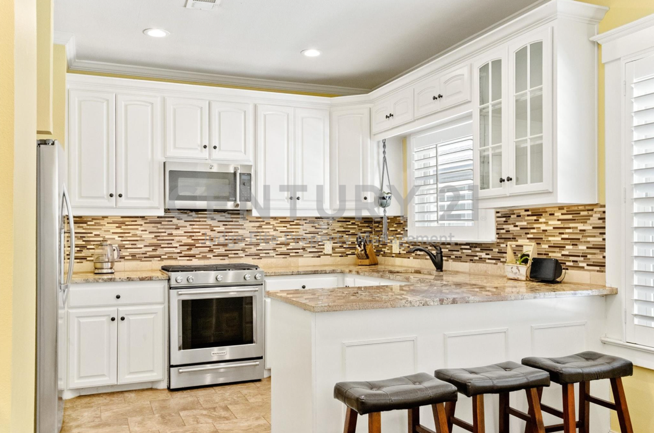 5840 Marquita Ave - Photo 6 of 10