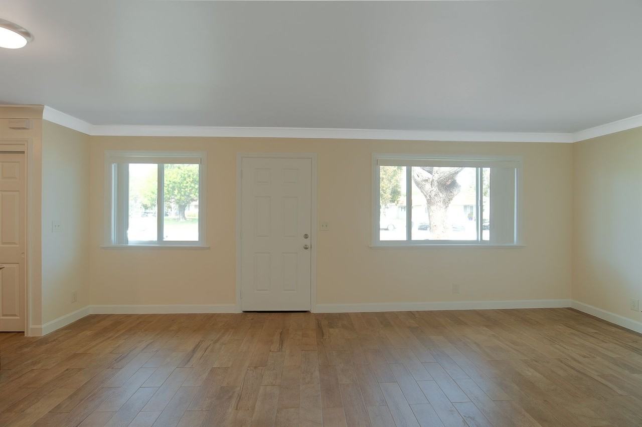 728 W Hemlock St - Photo 3 of 21