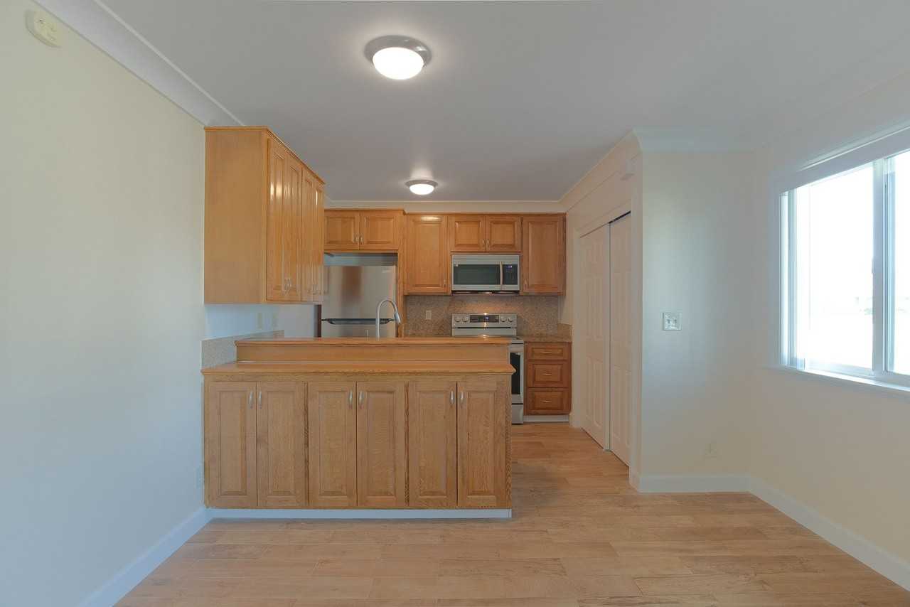 728 W Hemlock St - Photo 4 of 21