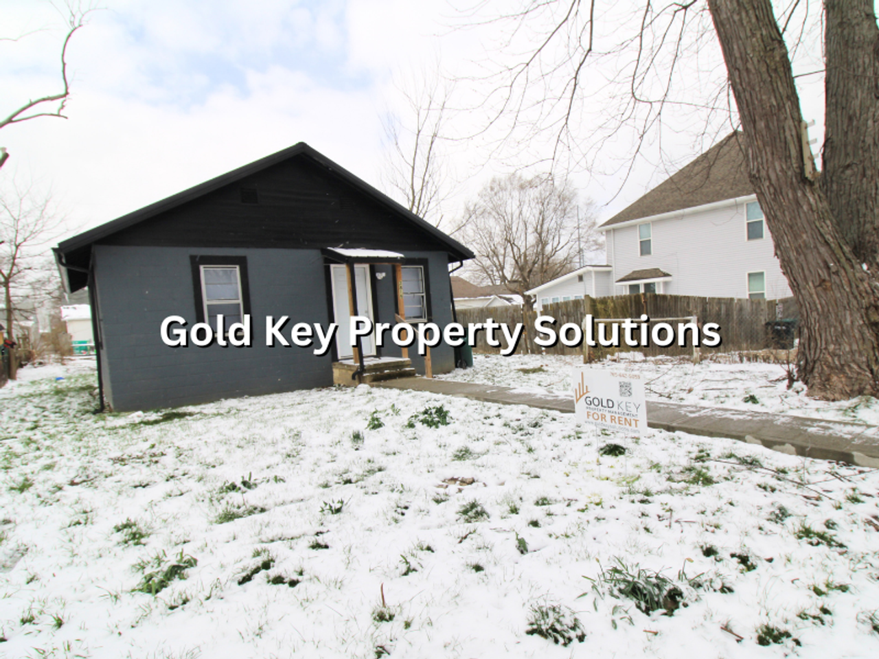 2815 S Elm St - Photo 2 of 15