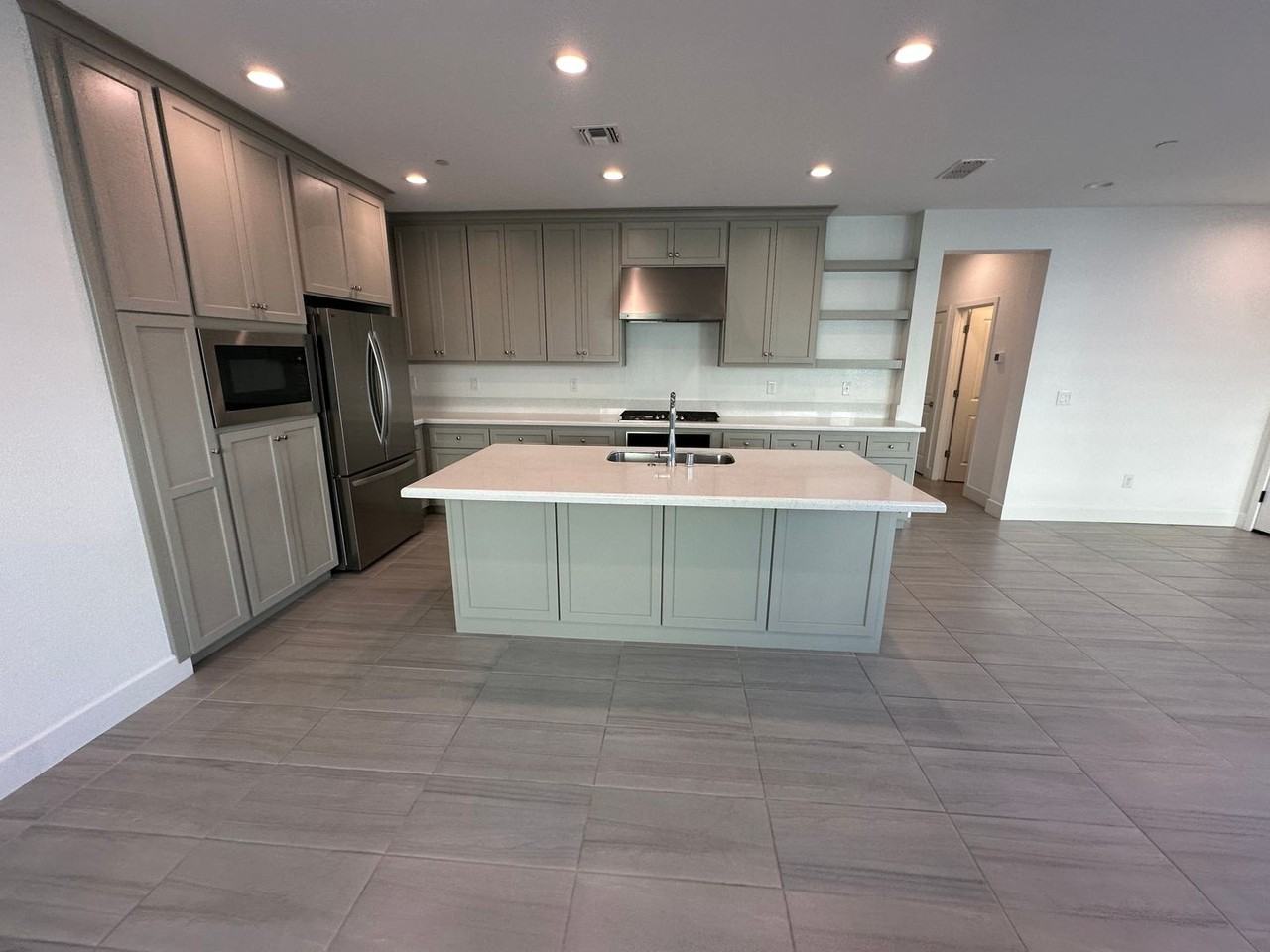 192 W Ramsey Dr - Photo 7 of 28