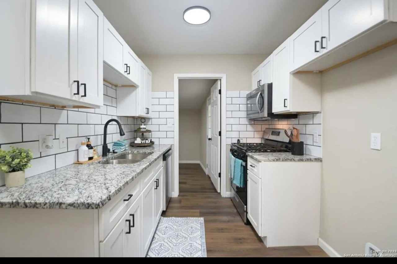 159 Wayfarer Pl - Photo 5 of 12