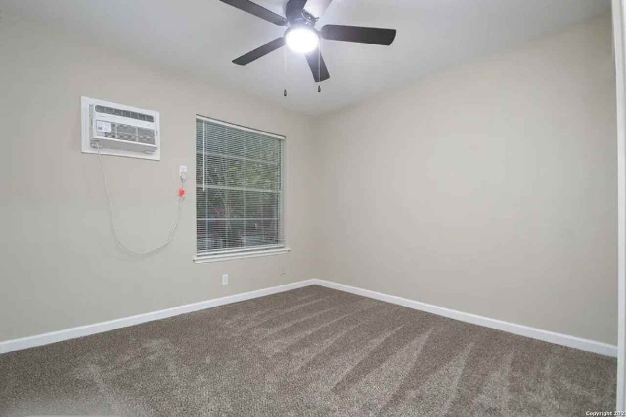 159 Wayfarer Pl - Photo 6 of 12