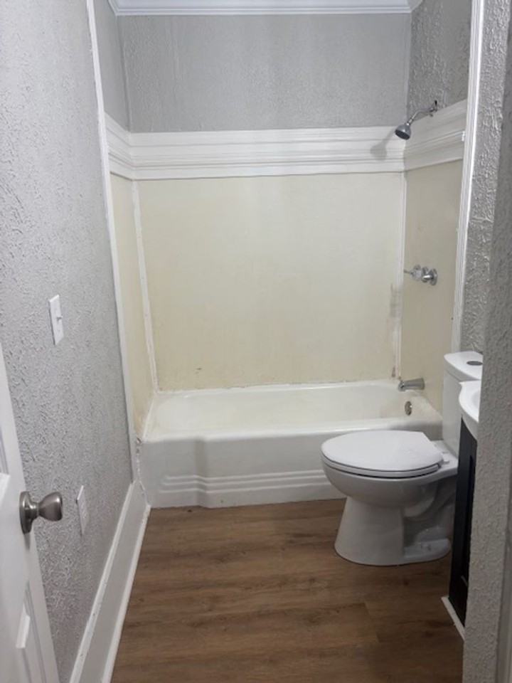 205 Lowry Cir - Photo 7 of 9