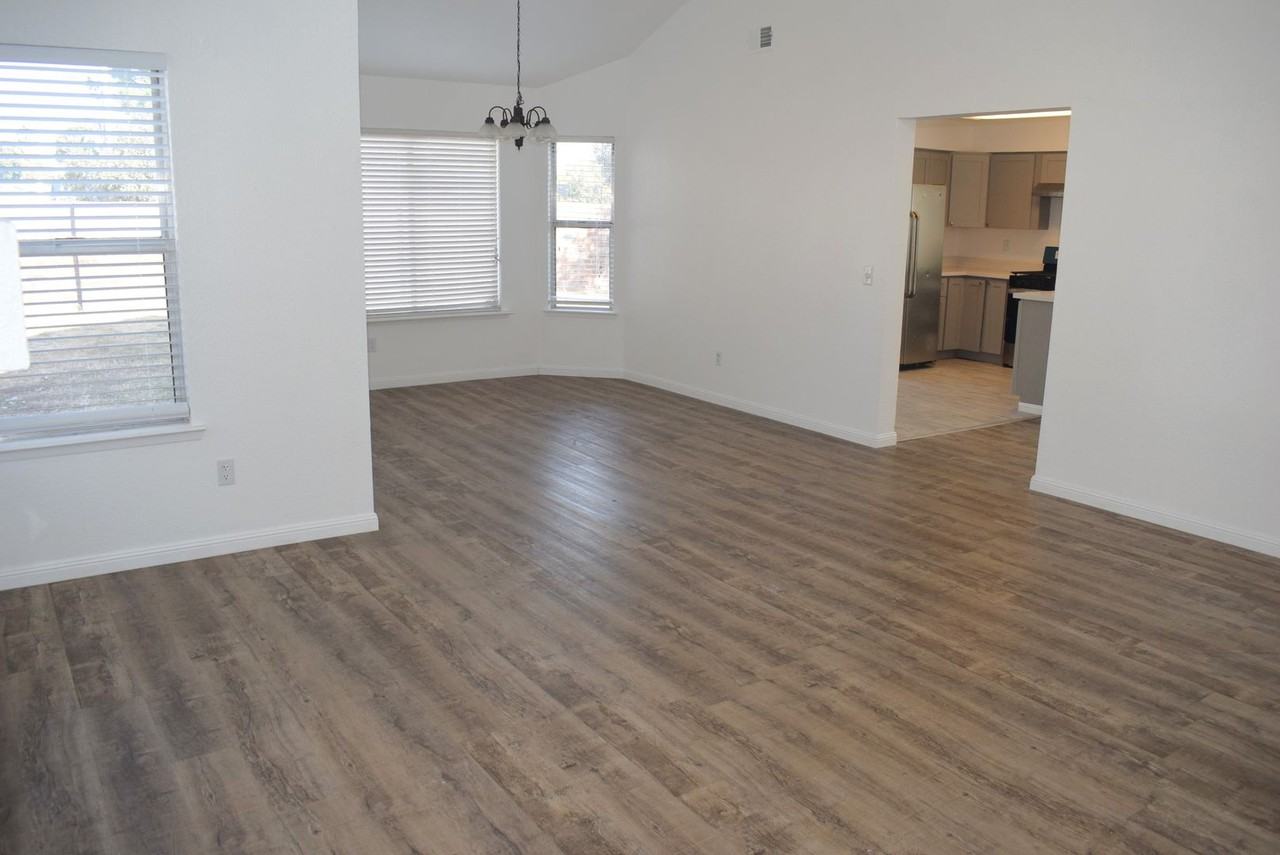 8165 La Almendra Way - Photo 2 of 25