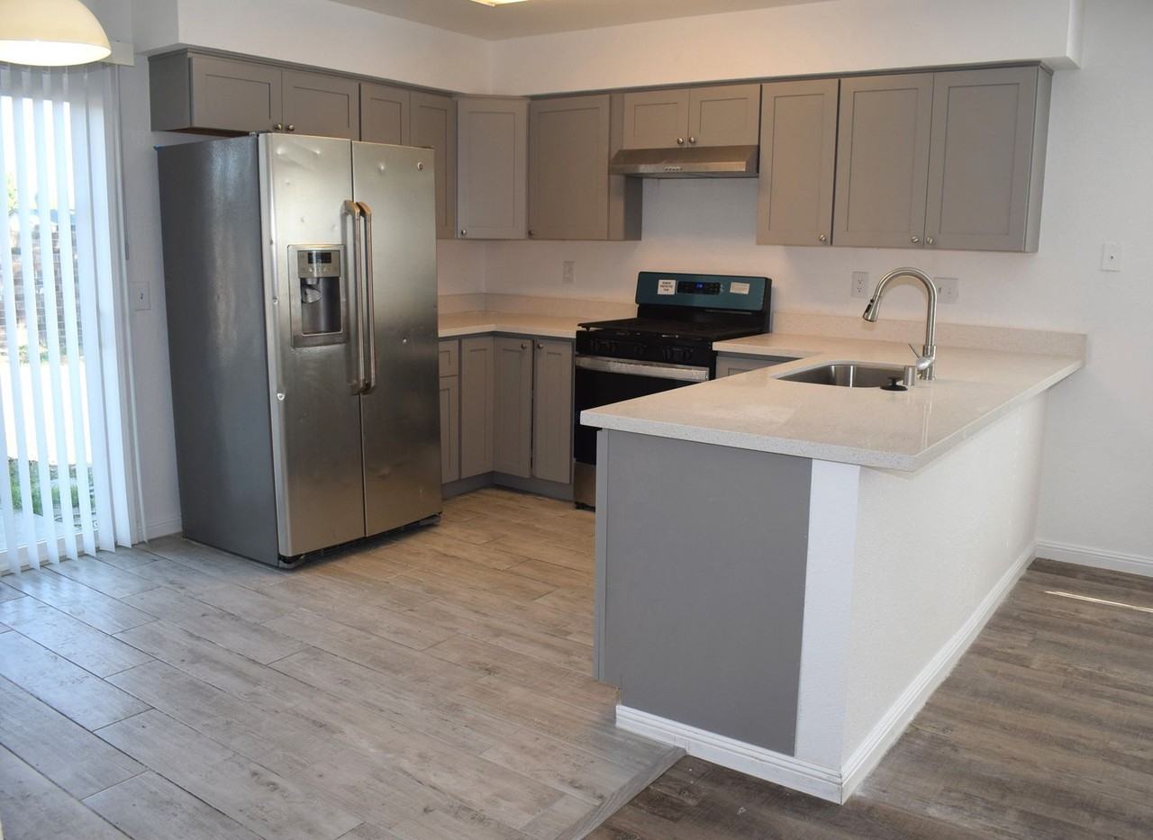 8165 La Almendra Way - Photo 5 of 25