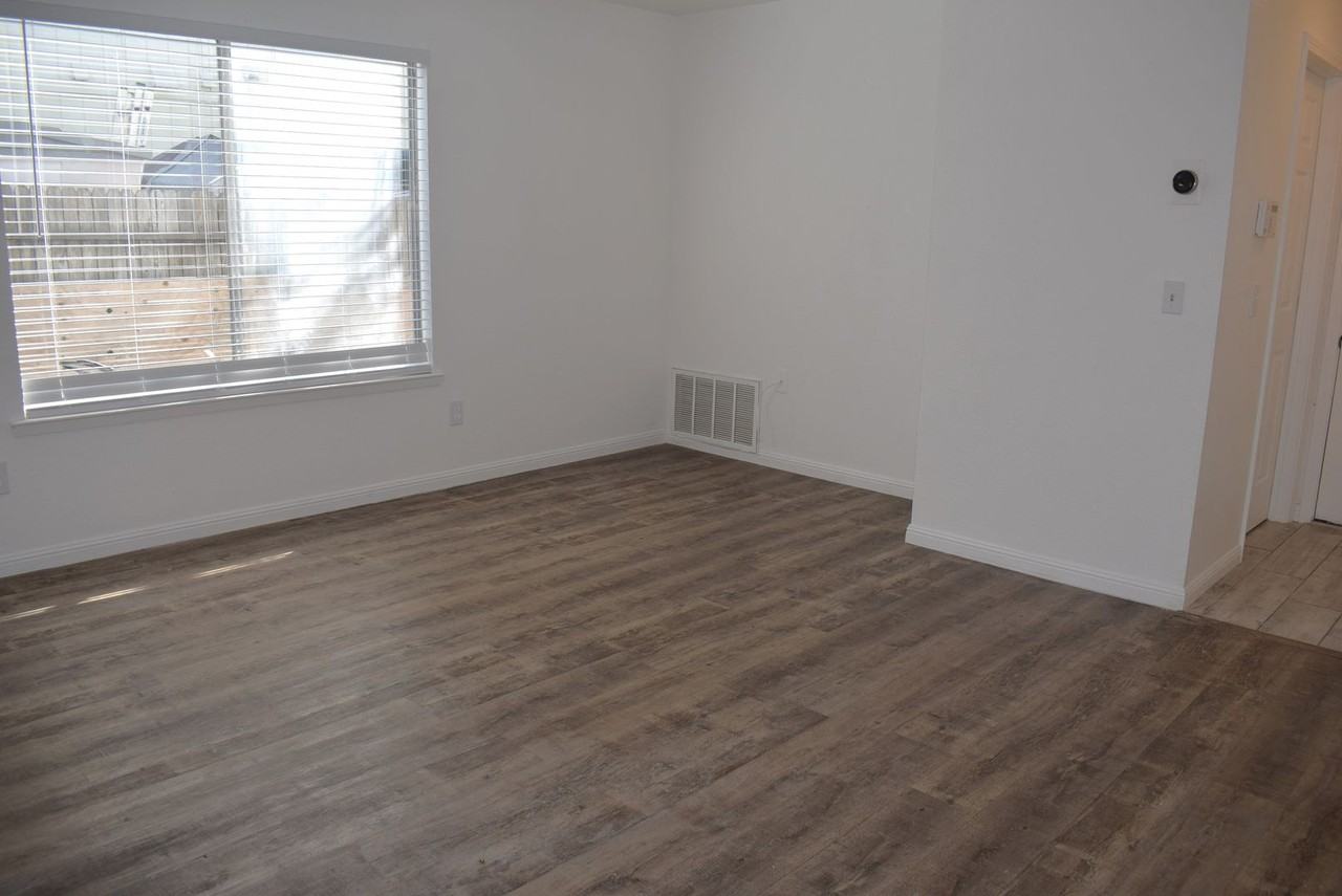 8165 La Almendra Way - Photo 6 of 25