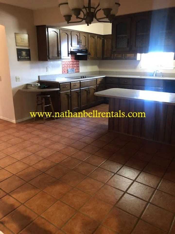 3415 Vagas Dr - Photo 7 of 11