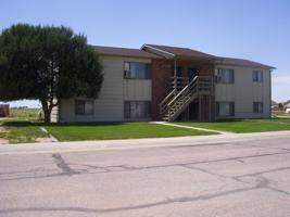 featured image of Building 4, 242-248 Applewood Ct.