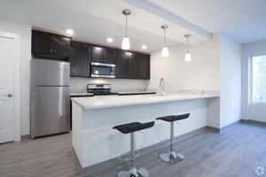 featured image of 408 W Green St