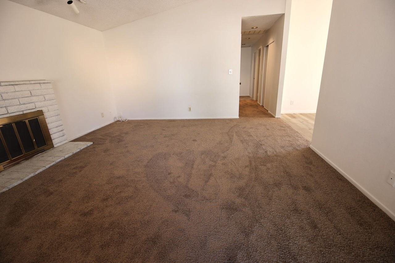 6607 Baywood Ave - Photo 3 of 15