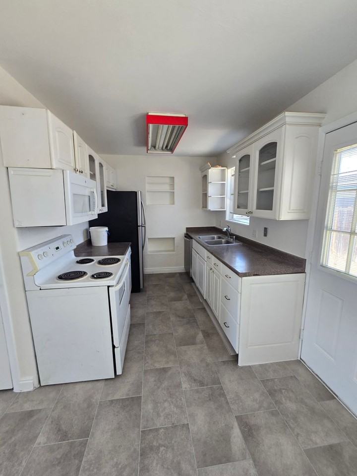 10361 W 107th Cir - Photo 3 of 15