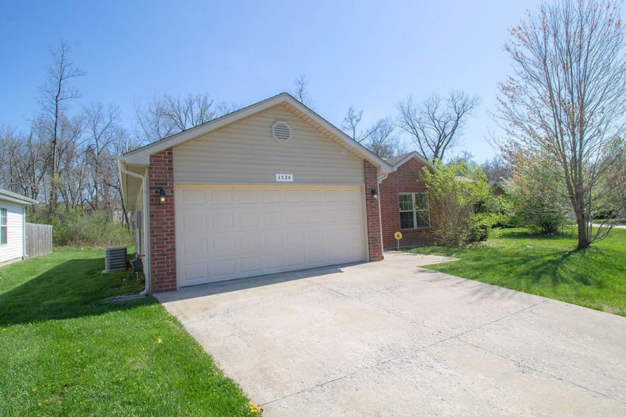 1524 Bodie Dr - Photo 3 of 36