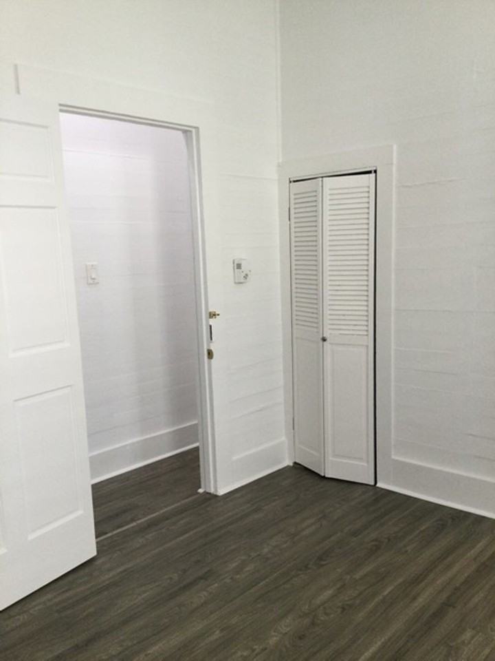 725 Southard St - Photo 7 of 18