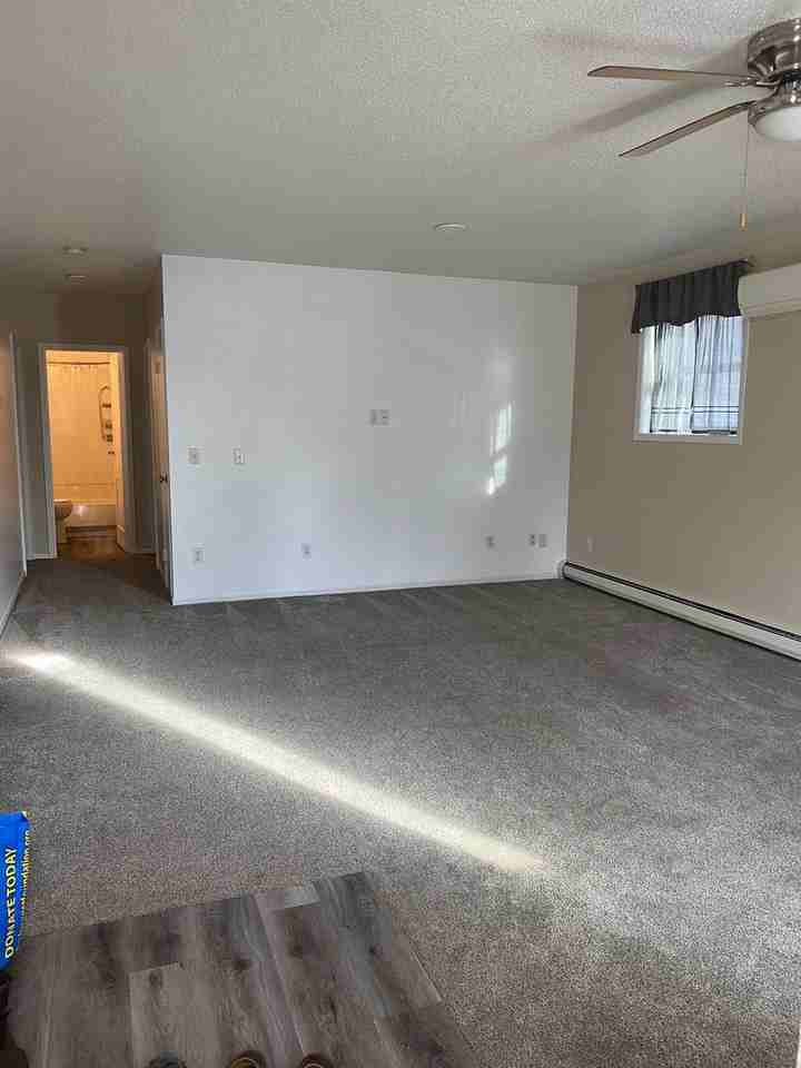 400 4th Ave Ne - Photo 5 of 12