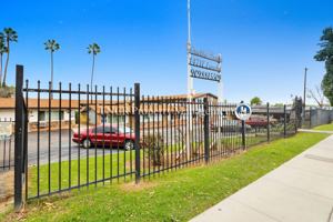 featured image of 1471 E Eureka St