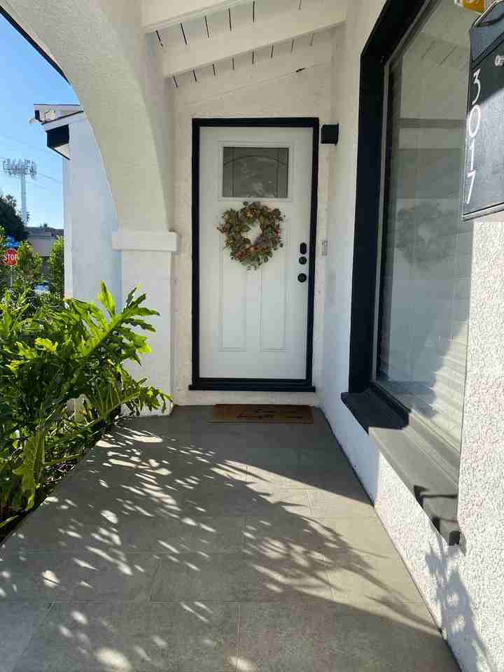 3017 W 84th St - Photo 2 of 19