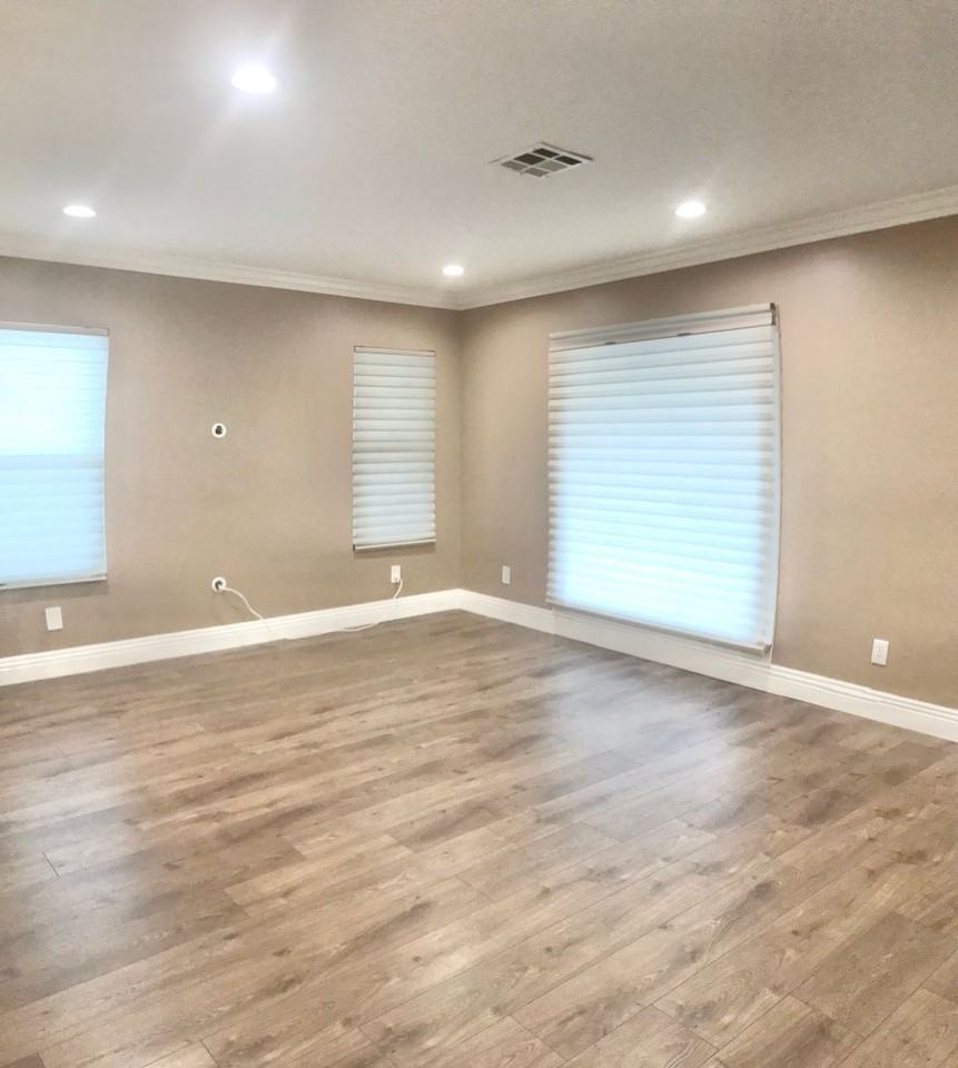 3017 W 84th St - Photo 5 of 19