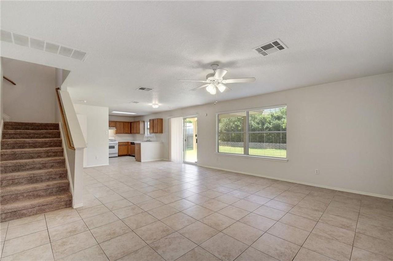 205 Spring Branch Loop - Photo 3 of 23