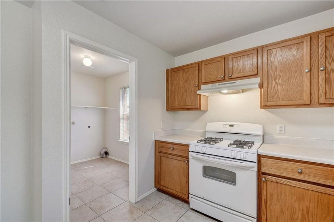 205 Spring Branch Loop - Photo 4 of 23