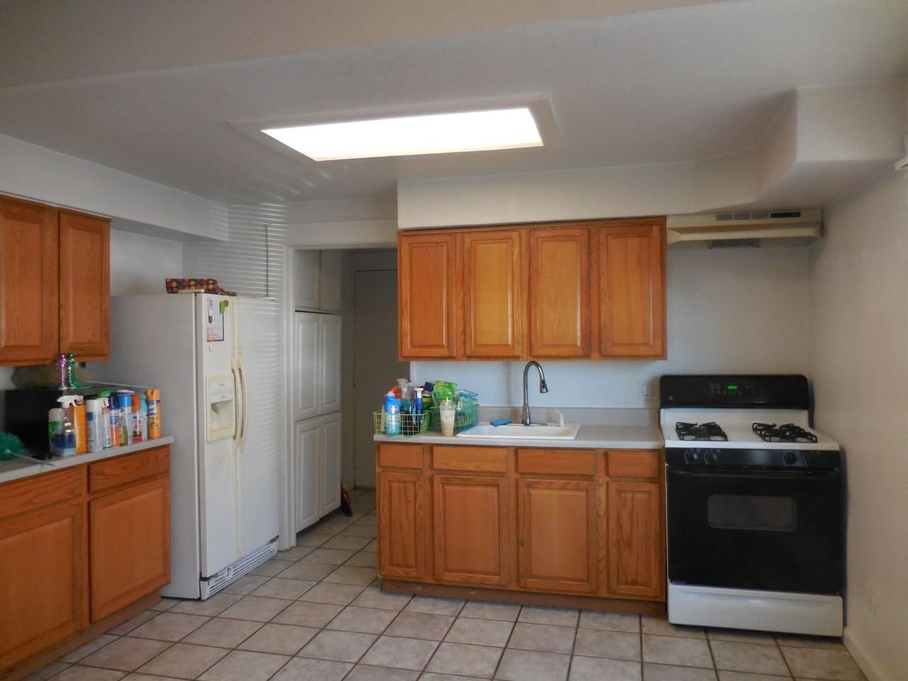 301 Santa Clara Ave - Photo 2 of 10