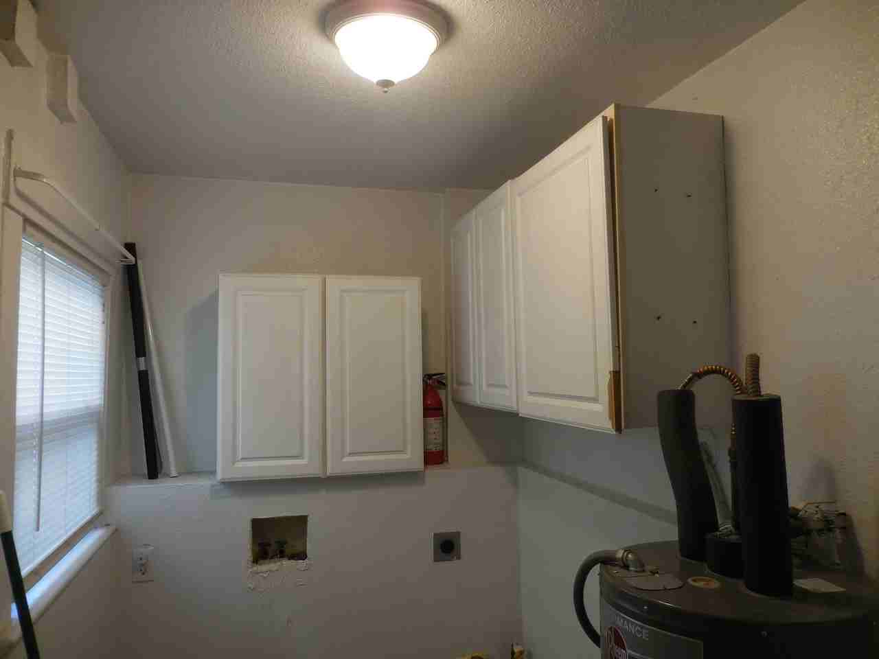 301 Santa Clara Ave - Photo 5 of 10