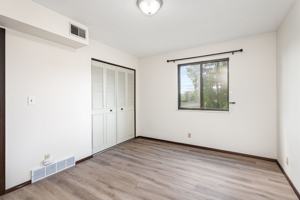featured image of 1301 Springfield Dr #3
