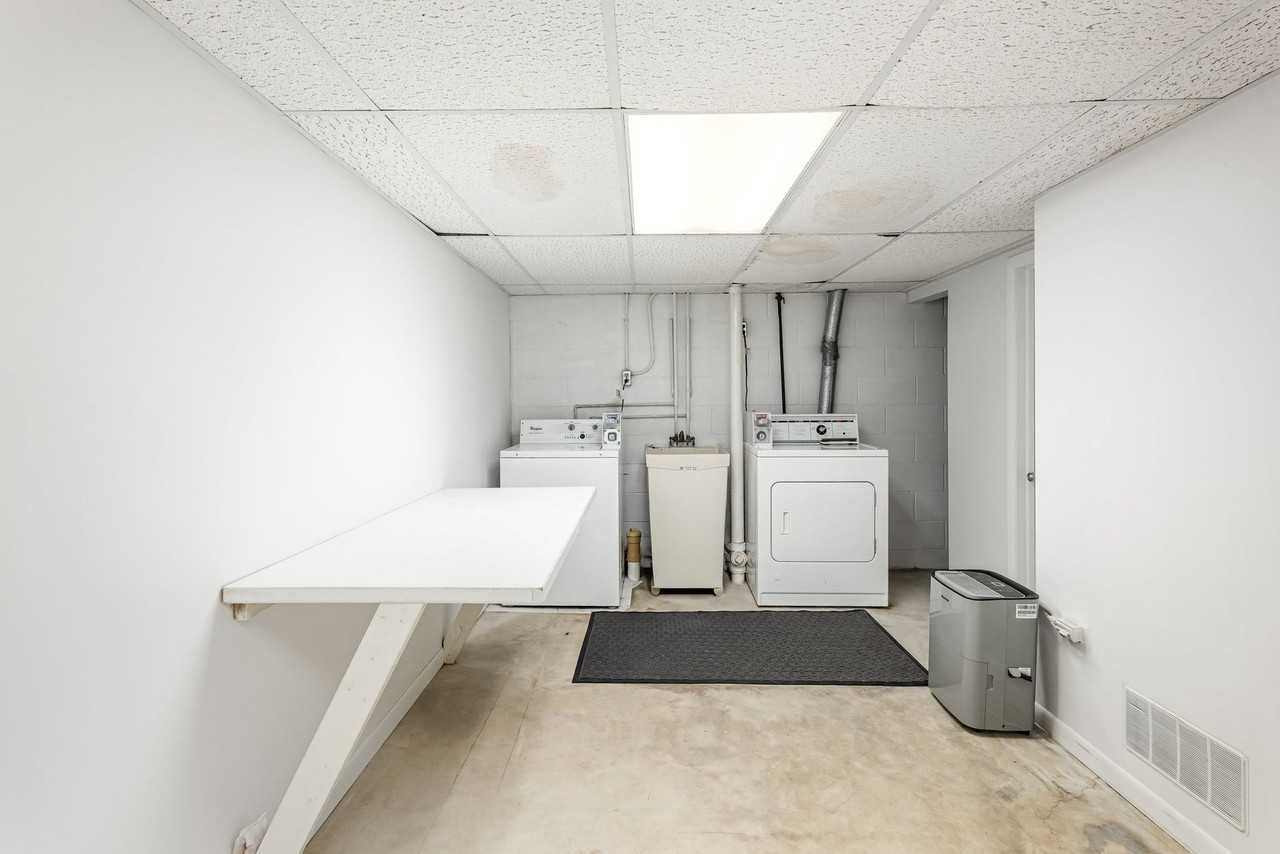 1301 Springfield Dr #3 - Photo 7 of 26