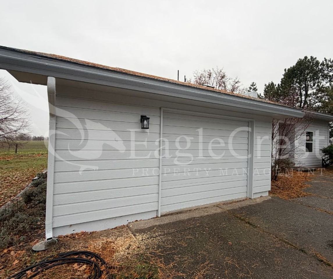 79381 Agnew Rd - Photo 4 of 14