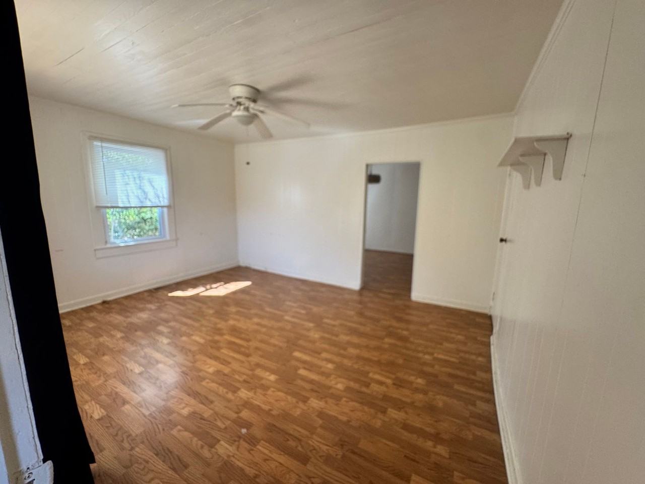 410 S Cansler St - Photo 3 of 29