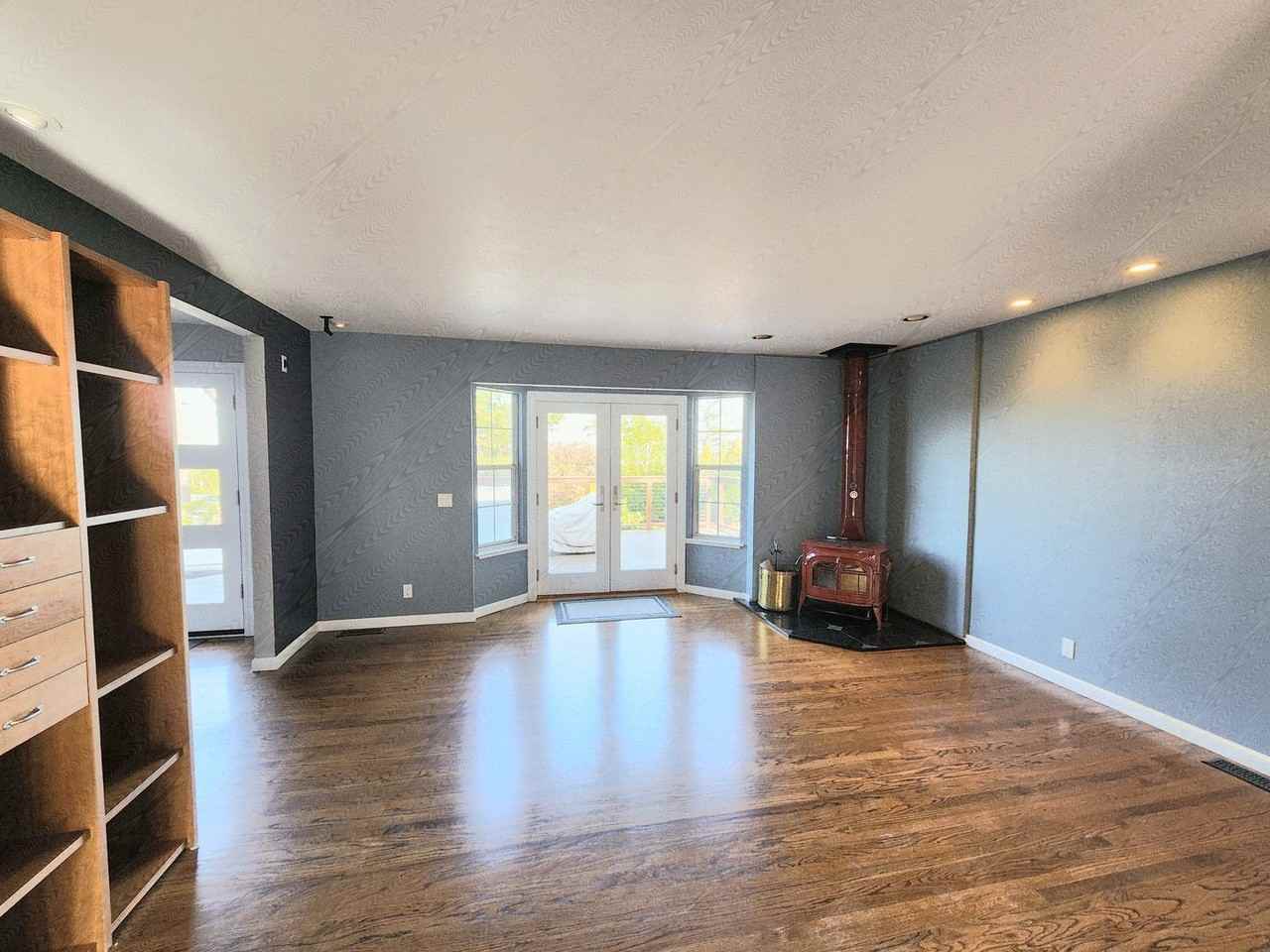 730 Hillcrest Dr - Photo 7 of 28