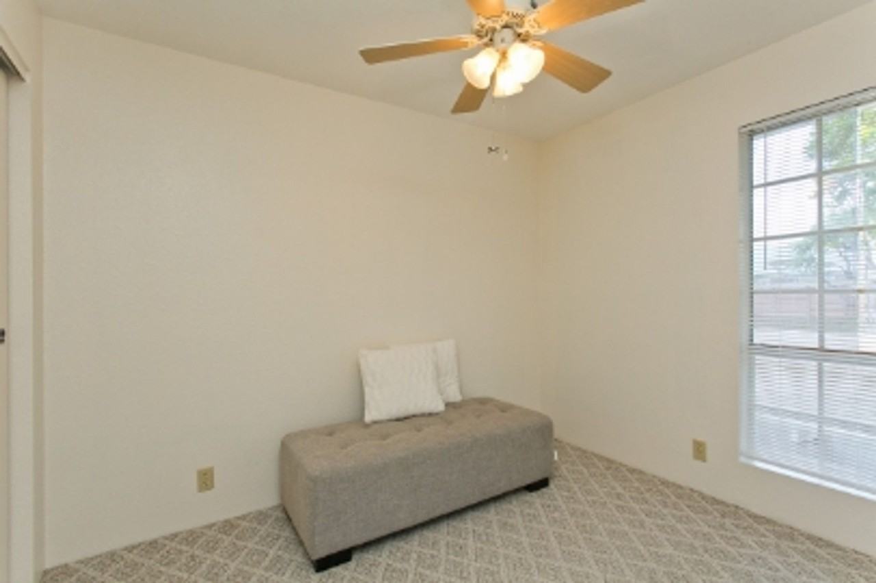 94-560 Lumiauau St - Photo 5 of 9