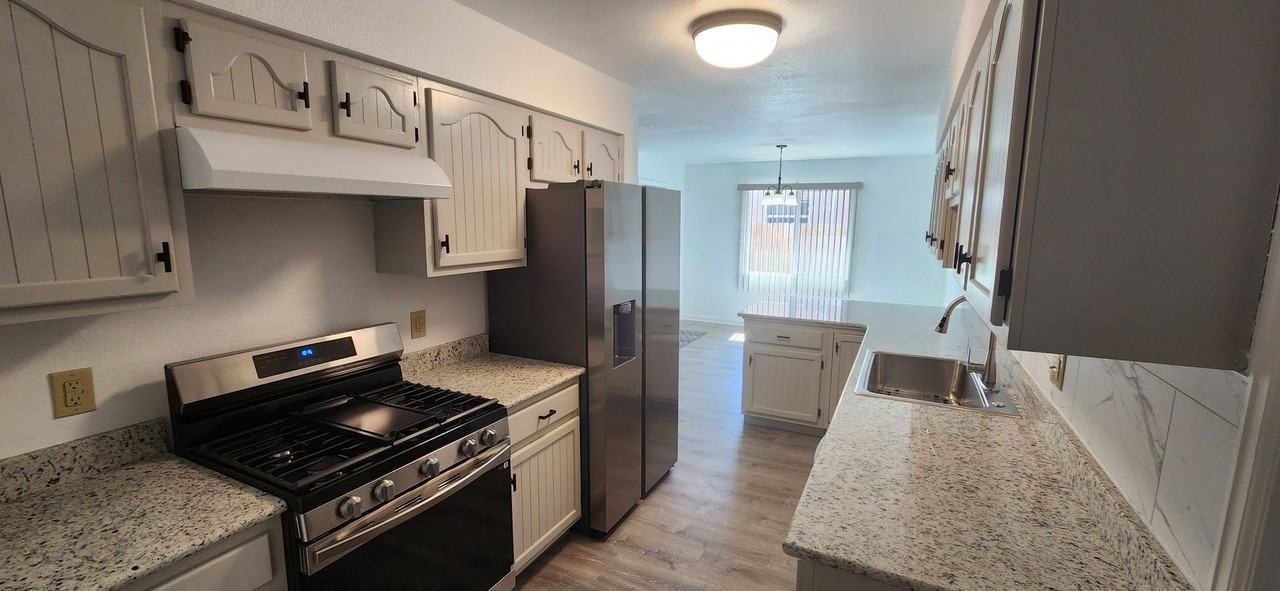 148 Douglas Ln - Photo 5 of 14