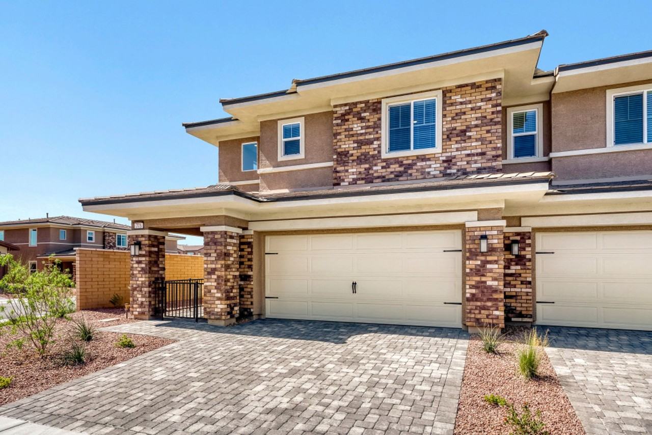 773 Fallen Phoenix St - Photo 3 of 31