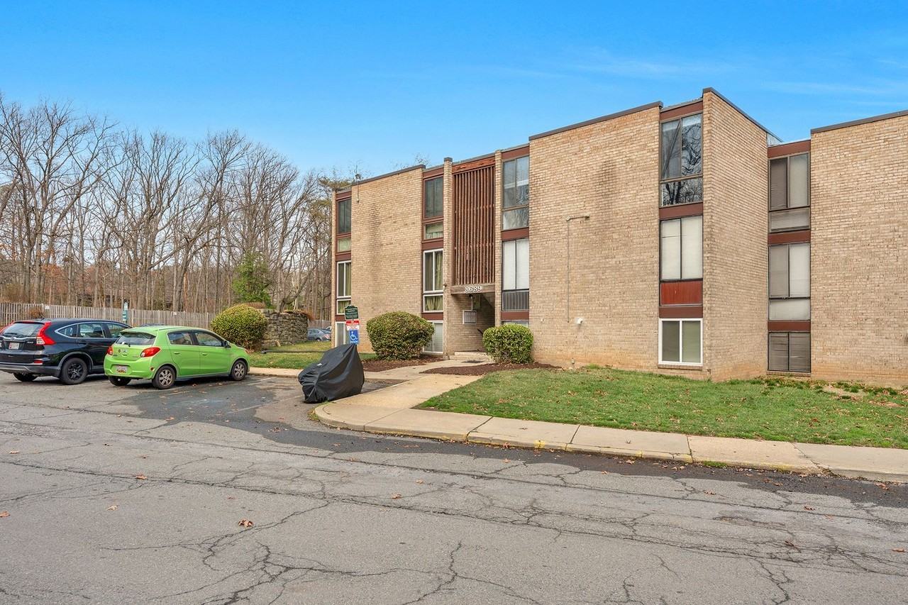 8689 Greenbelt Rd - Photo 3 of 18